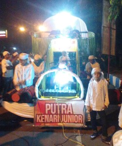 Lomba Takbir Keliling di Sampang Ramaikan Malam Idul Fitri 1437 Hijriyah