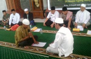 Ucapkan Dua Kalimat Syahadat,  Serda Nofi Anggota TNI Sampang Resmi Masuk Islam