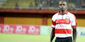 Greg Nwokolo Tingkatkan Permainan Buat Madura United