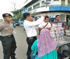 Antisipasi Adanya Uang Palsu, Polisi Lakukan Pemeriksaan di Jasa Penukaran Uang