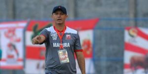 Gomes Waspadai Permainan Persipura Lawan Madura United