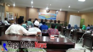 Disdik Sampang akan beri sangsi tegas Sekolah yang lakukan pelonco dan penyiksaan saat MOS