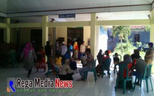 Usai Libur Panjang, Kantor Kecamatan Omben Dipadati Warga