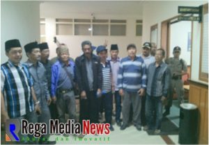 Mencuat Kabar Sekda Positif Maju Pilkada Magetan, Puluhan Kades Datangi Pemkab Sampang