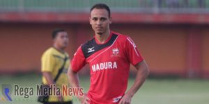 Peter Odemwingie Incar Top Skor di Liga 1