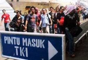 Kurangi Jumlah TKI Ilegal, Disnakertrans Pamekasan Bentuk Program One Day One