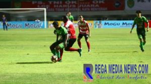 Sempat Ricuh, Madura United Berhasil Taklukkan PS TNI, Skor 3-2