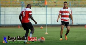 Jamu Boneo FC, Madura United Akan Turunkan Peter Odemwingie