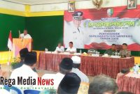 Bupati Sampang H. Fadhilah Budiono saat memberikan sambutan dalam Musrenbangcam Robatal.