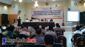 Panwaslu Sampang Sosialisasi Netralitas ASN dan Kades Dalam Pilkada 2018