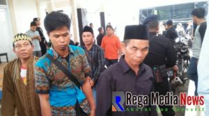 Dua Bus Rombongan Warga Syi’ah Ke Sampang, Ikuti Nikah Massal