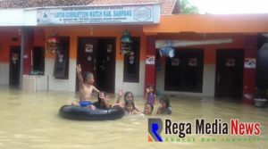 Sampang Kembali Tergenang Banjir, Warga Harapkan Pemerintah Cepat Bertindak