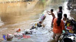 BPBD Pamekasan Imbau Warga Tak Buang Sampah Ke Sungai