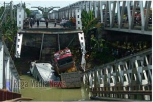 Gubernur Jatim Harapkan Perbaikan Jembatan Widang H-15 Lebaran