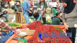 Pekan Kedua Ramadhan, Harga Cabai dan Bawang di Pasar Sumenep Menurun