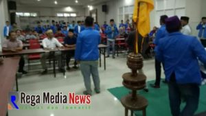 Pelantikan PC PMII Bangkalan Ricuh