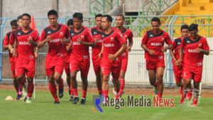 Pemain Madura United Yang Berat Badannya Naik Bakal Kena Sanksi