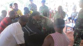 TNI Sedang bantu warga di Papua