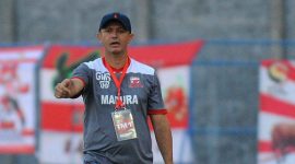 Pelatih Madura United, Gomes De Oliviera