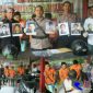 Kapolres Bangkalan AKBP Boby Paludin Tambunan tunjukkan foto pelaku begal yang masuk DPO.
