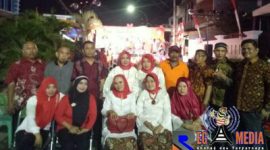 Foto bersama beberapa staf dan Bu Lurah Maricaya dimalam kemeriahan HUT RI ke 73 di Makassar.