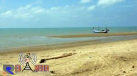 Pantai Talang Siring Pamekasan.