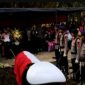 Suasana penghormatan terakhir Pada Aiptu Dodon