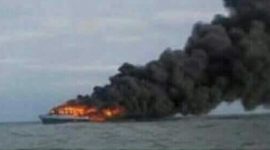 KM Satya Kencana IX saat terbakar hebat di laut Jawa