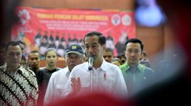 Presiden Jokowi di Venue Pencak Silat taman mini saat menyampaikan intruksi