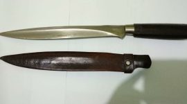 Barang bukti berupa sajam yang diamankan polisi dari pelaku SI.