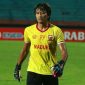 Kiper Madura United (Herry Prasetyo).