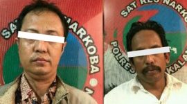 Pelaku SB (kiri) dan pelaku TH (kanan) saat berada di ruang Satresnarkoba Polres Bangkalan.