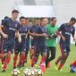 Pemain Madura United saat jalani latihan.