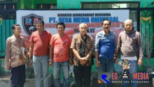 Bakesbangpol Apresiasi Kelengkapan Sekretariat LSM JCW Sampang 