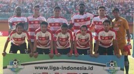 Susunan pemain Madura United (Laskar Sapeh Kerap) saat menjamu Borneo FC di Stadion Gelora Ratu Pamelingan (SGRP) Pamekasan.