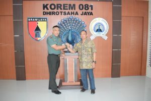 Calon Pengganti Danrem 081/DSJ, Inf Masduki Mengunjugi Korem 081/DSJ