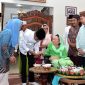 Presiden Jokowi saat berkunjung kerumah Hj Sinta Nuriyah Wahid (Foto Doc Humas & Protokol Kepresidenan)