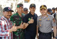 Komandan Kodim 0609/Kabupaten Bandung bersama Kapolres Cimahi di Acara Bakti Sosial Cigugur