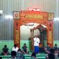 Suasana istigasah di dalam mushollah Kodim 0829 Bangkalan.