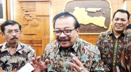 Gubernur Jawa Timur (Soekarwo)