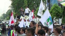 Peserta Aksi Mahasiswa menuntut Jokowi mundur Dari Jabatan Presiden