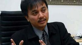Mantan Menteri Pemuda dan Olahraga, Roy Suryo.