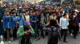 Aksi Mahasiswa Sumatera menuntut Jokowi Lengser