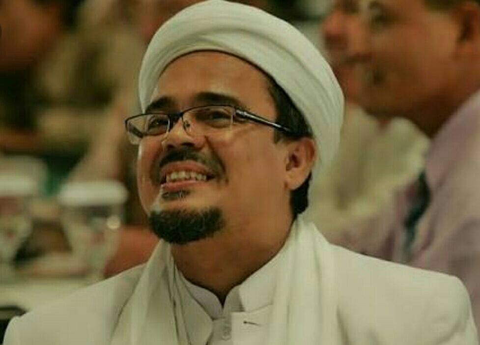 Kabar Pencekalan Habib Rizieq Syihab oleh Arab Saudi disampaikan oleh FPI