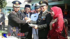 Komandan Kodim 0828 Sampang, Letkol CZI Ary Syahrial usai potong tumpeng dan kue HUT TNI ke 73, didampingi Forkopimda Sampang.