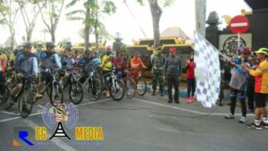 Peringati Hari Jadi Provinsi Jawa Timur Ke 73, Pemkab Sampang Gelar Fun Bike Bertema Makmurkan Industri UMKM Berbasis Digital