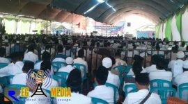 Saat berlangsungnya kegiatan istighosah dan do'a bersama.