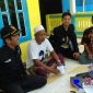 Ketua KPUD Sampang Syamsul Mu'arif, memastikan dan memantau langsung pendistribusian form C6 kepada warga yang mempunyai hak pilih.