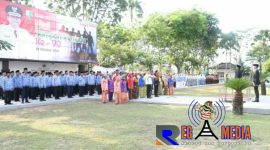 Pj. Bupati Sampang saat memimpin upacara peringatan Hari Sumpah Pemuda ke-90.  