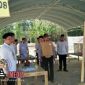 Ketua KPUD Sampang memantau langsung pelaksanaan PSU jilid 2 di TPS 8 Desa Bunten Barat, Kecamatan Ketapang, Sampang.